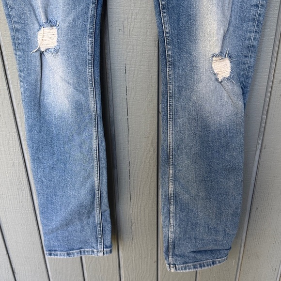 All Saints Women’s Blue Distressed Jeans
Size 34 - Picture 4 of 7